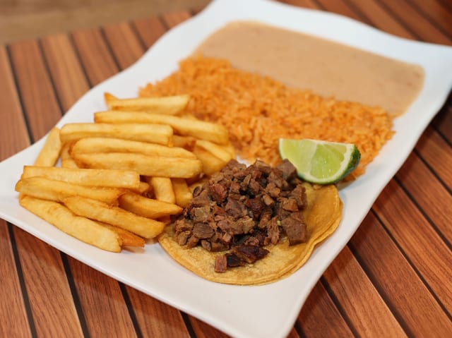 Kids Meal Taco.